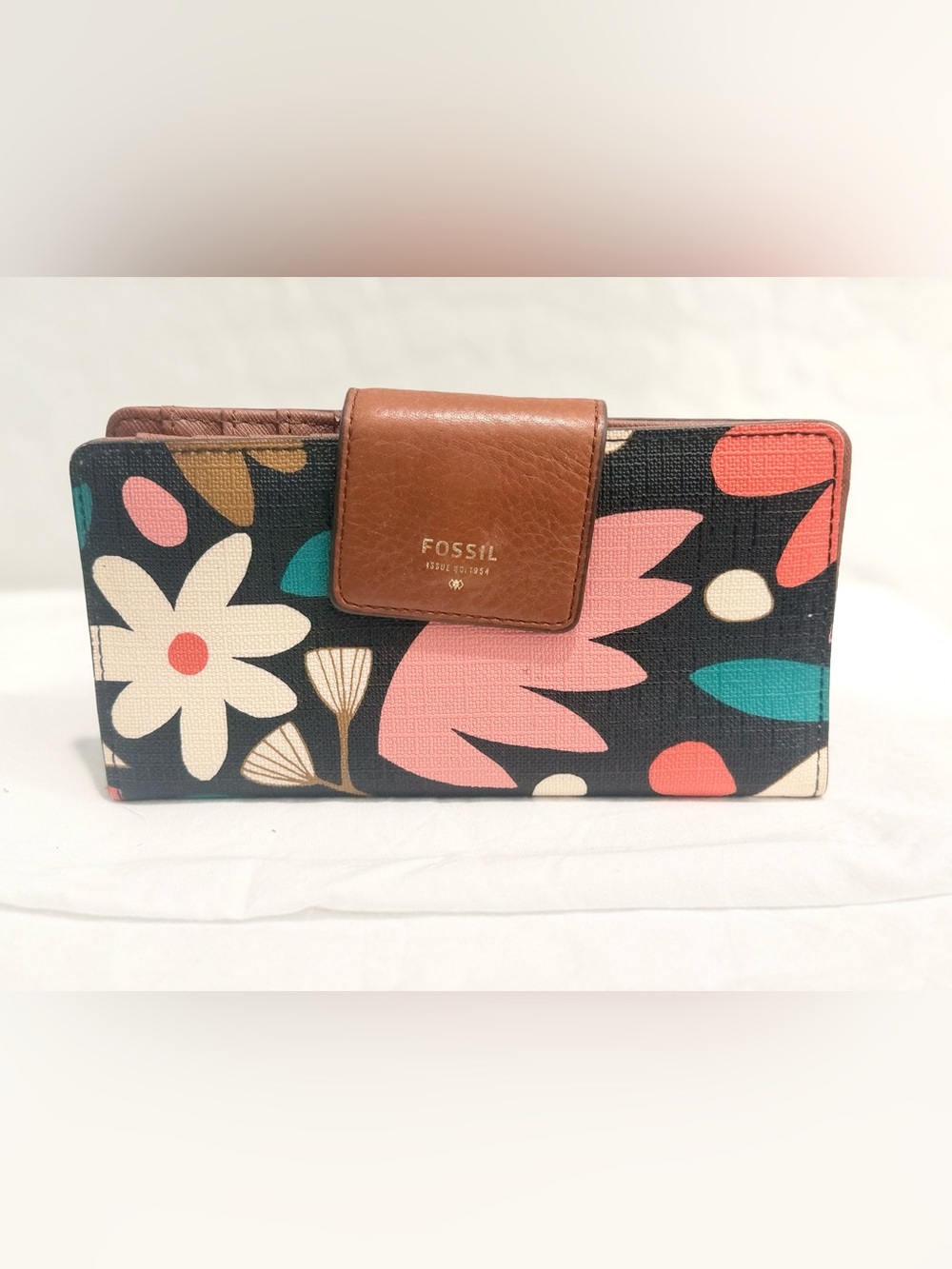 Fossil Floral Print Wallet in Black, Pink and Brown